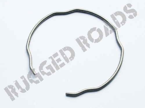 Fork Oil Seal Retaining Clip - RD03/04/07/07A