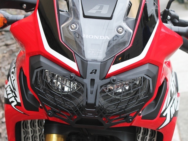 Black AltRider AT16-2-1104 Stainless Steel Mesh Headlight Guard for the Honda CRF1000L Africa Twin 