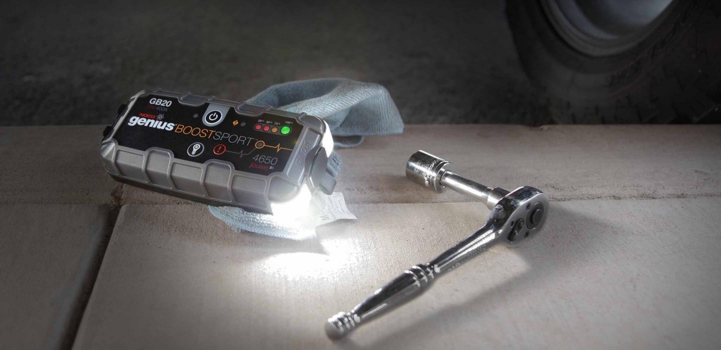 0000GB20-Portable-Lithium-Battery-Car-Jump-Starter-Booster-Pack-For-Jump-Starting-PT05