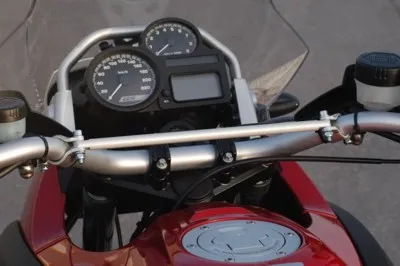 Handlebar Crossbar - Fits Bars With A 22-28Mm Diameter - Bar Is 290Mm Long