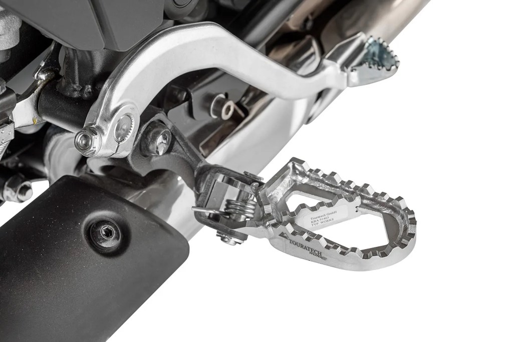 "Works" Long-Distance Foot Pegs For Honda CRF1100L Africa Twin / CRF1100L Adventure Sports