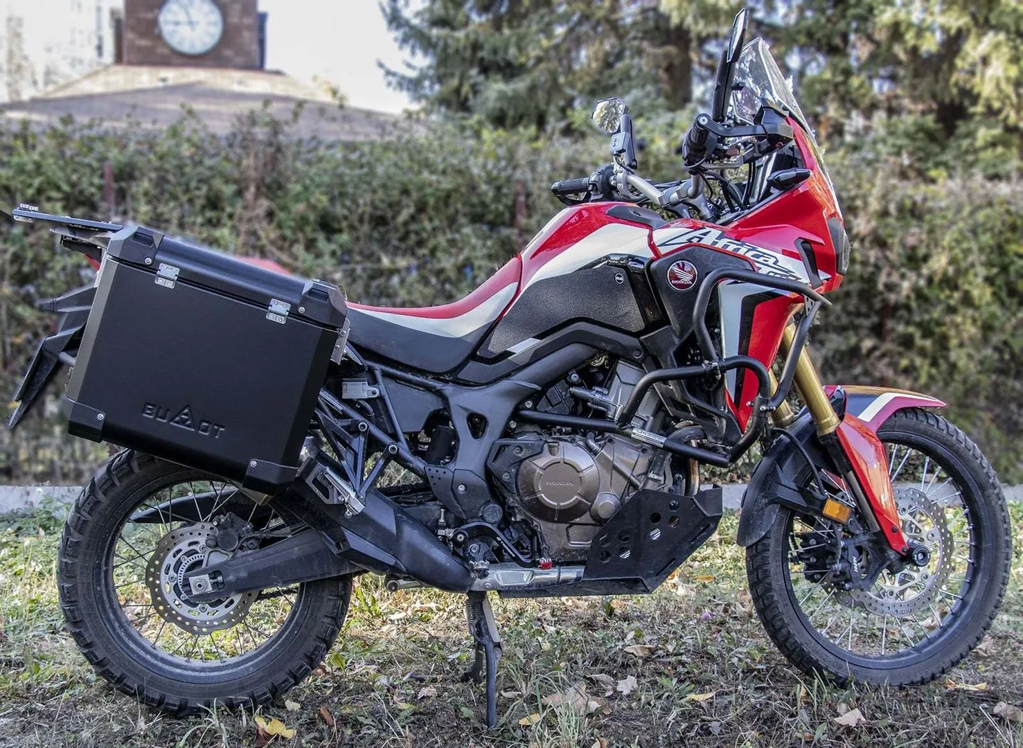 Bumot Defender EVO Pannier System - CRF1000 Africa Twin (2016/17)
