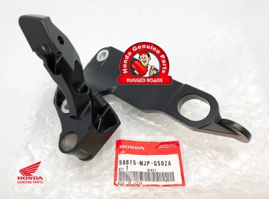 OEM Honda RIGHT Footpeg Bracket - CRF1000 (2016/2017)