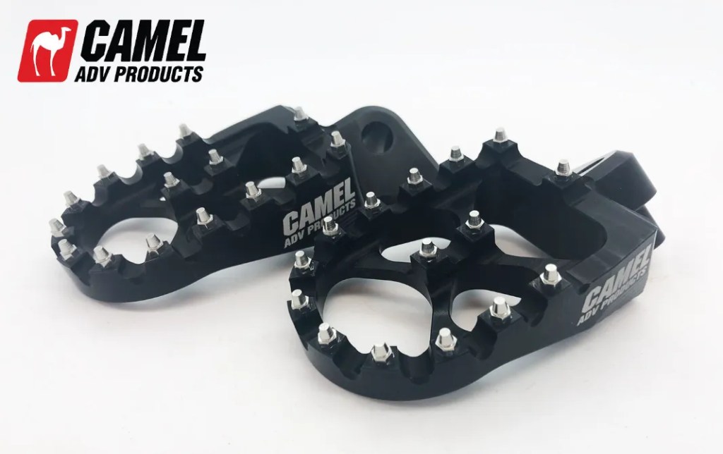CamelADV Traction Pegs - Aprilia Tuareg 660