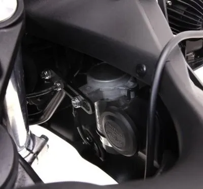 Denali DL650/DL1000 V-Strom ’02- Horn Mount for Denali SoundBomb Air Horn