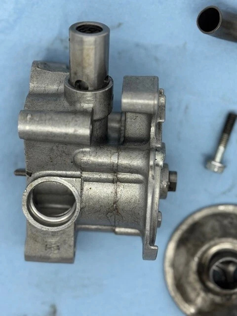 OEM Honda Oil Pump Assembly Complete - Africa Twin RD04 - 15100MV1000 - Used - Image 2