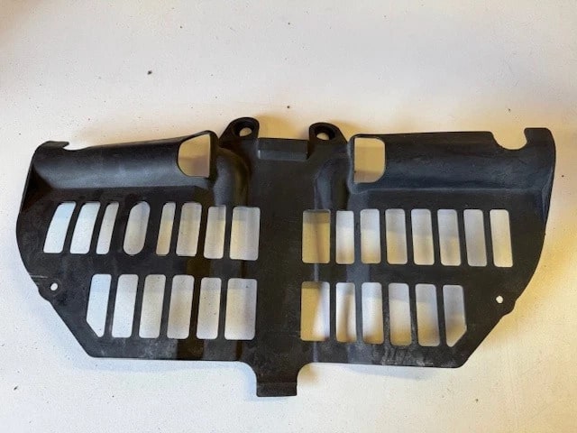 OEM Honda Middle Cowl - Africa Twin XRV650 - 1988/1989 - 64206MS8000 - USED