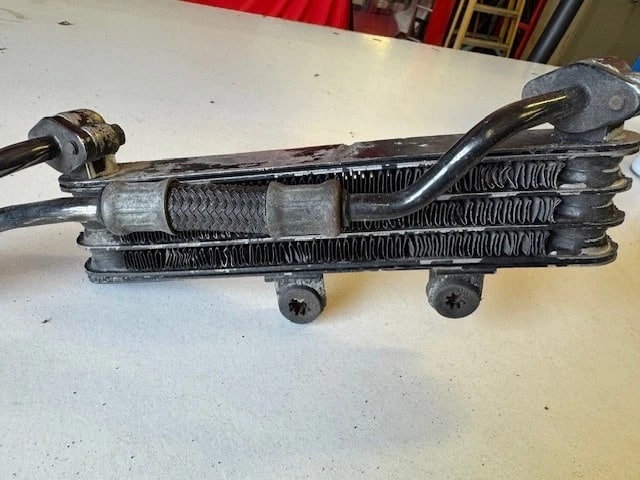 OEM Honda Oil Cooler - Africa Twin XRV750 RD04 - 1990-92 - Complete - USED - Image 3